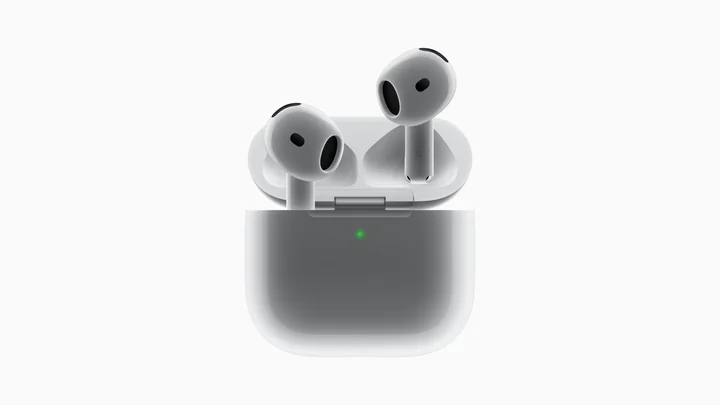AirPods 4 com Cancelamento Ativo de Ruído, o AirPods 4 com cancelamento (o comum não cancela o ruído) · menor preço desde abril